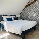 Lägenhet Les Rives Des Habsbourg Ensisheim
