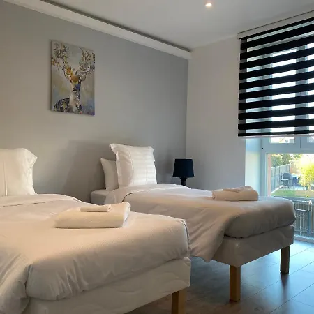 Les Rives Des Habsbourg Apartment *