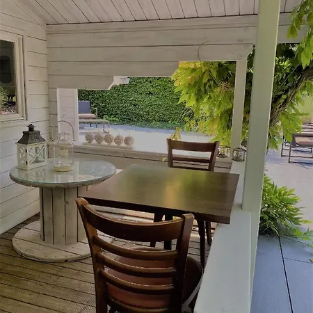 Les Rives Des Habsbourg Aparthotel 4*