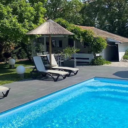 Les Rives Des Habsbourg Aparthotel