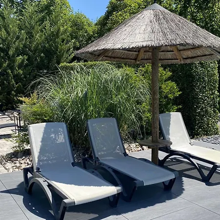 Les Rives Des Habsbourg Aparthotel 4*