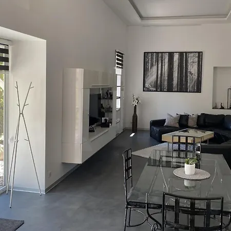 Les Rives Des Habsbourg Ensisheim