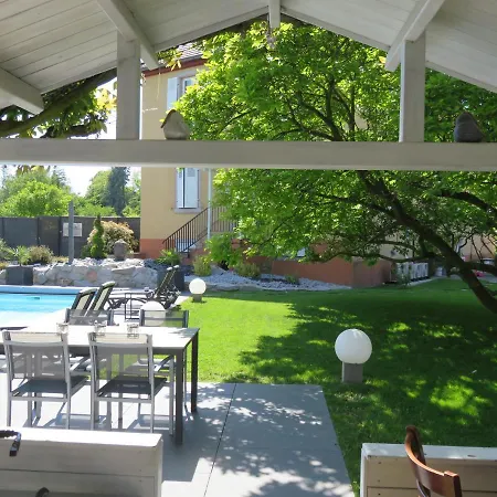 Les Rives Des Habsbourg